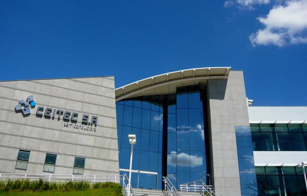 Ceitec com novo chip logístico. Foto: divulgação.