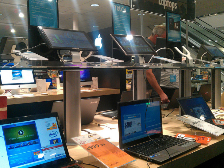 Tablets passam os notebooks. Foto: flickr.com/photos/bruciestokes