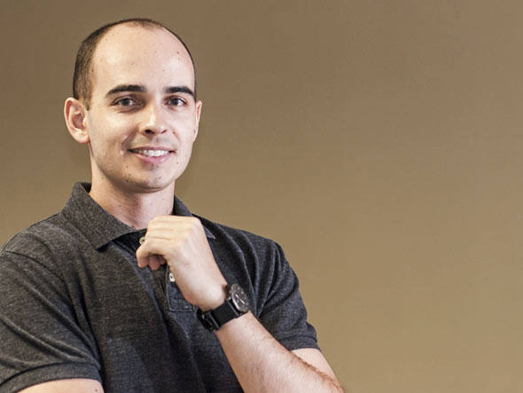 Vinícius Roveda.