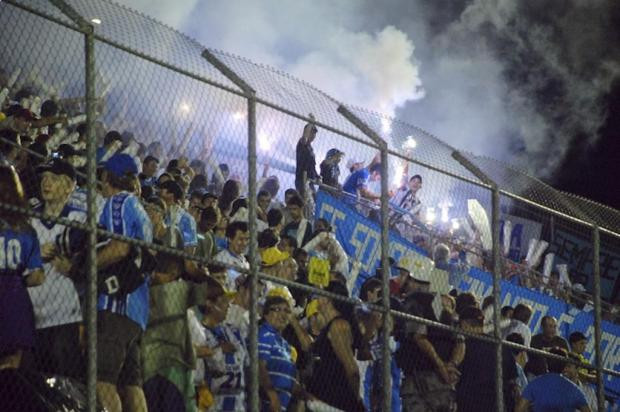Torcida do Nóia comemora a desoneração. Foto: ECNH / Divulgação