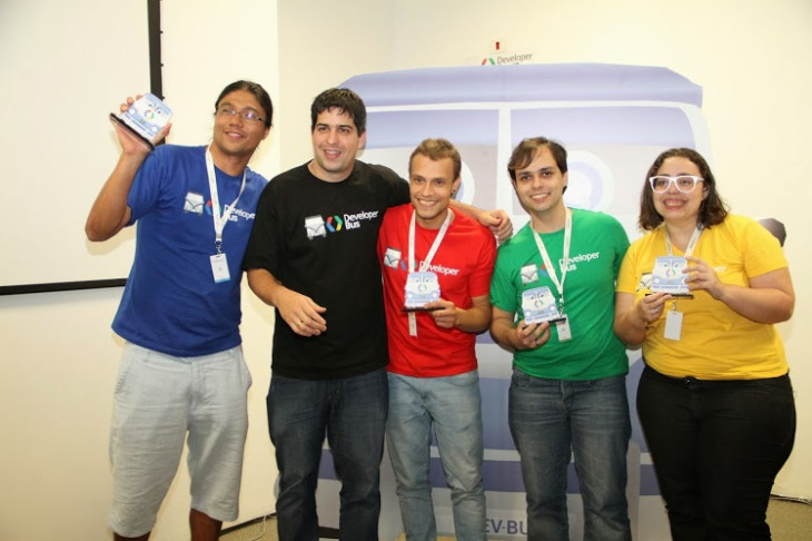 Equipe desenvolvedora do Power Up. Foto: Divulgação.