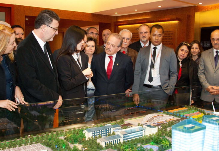 Missão gaúcha em visita à Hanergy. Foto: Caco Argemi/Palácio Piratini.