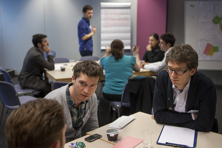 Trainee é preferência pelo interesse em plano de carreira e crescimento. Foto: flickr.com/photos/socialeurope
