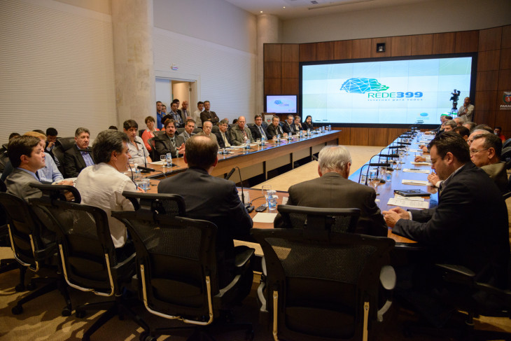 Lançamento do Rede 399 em Curitiba. Foto: governo PR.