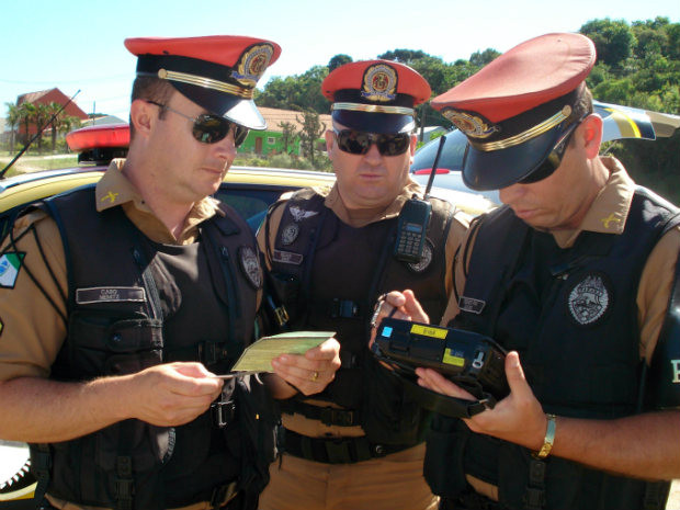 Polícia Rodoviária comprou mais 22 equipamentos para as novas viaturas. Foto: Divulgação / PRE.