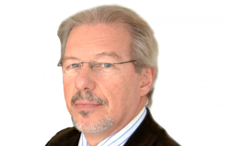 Julio Cesar Hilzendeger.