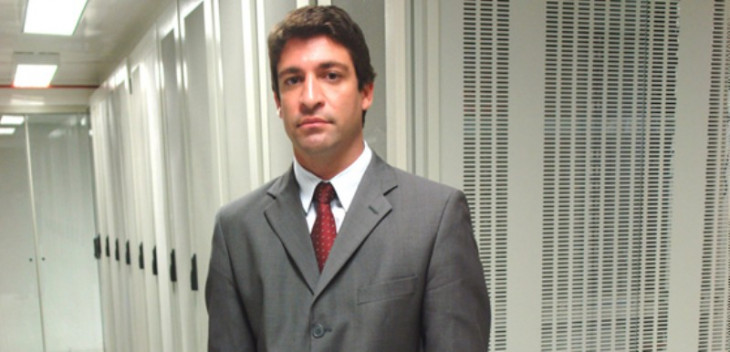 Eber Lacerda Junior.
