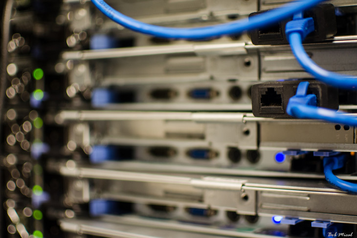 Governo quer baratear data center. Foto: flickr.com/photos/small_realm