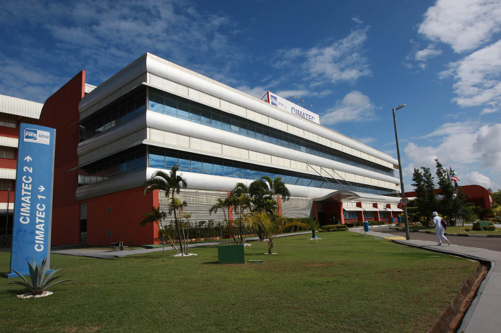 O Senai da Bahia adquiriu recentemente 30 bancadas e o Instituto Federal de Pernambuco comprou 10 unidades. Foto: flickr.com/photos/agecombahia