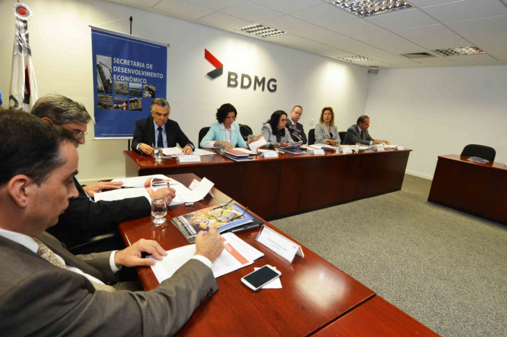Reunião na sede do BDMG. Foto: Renato Cobucci/Imprensa MG