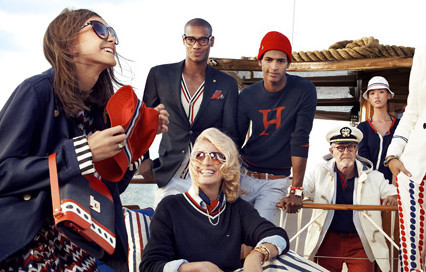 Portfólio da InBrands inclui Tommy Hilfiger. Foto: Divulgação.