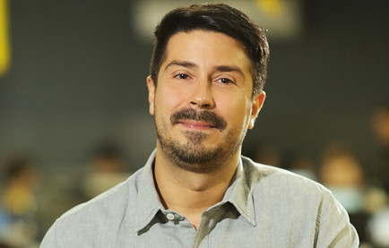Hugo Novaes, diretor de criação da Cadastra.