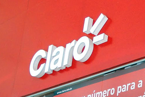 Claro terá que abrir capital. Foto: divulgação.