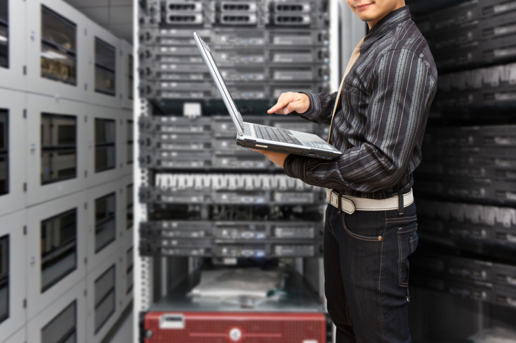 Hitachi busca oportunidades em storage. Foto: watcharakun / Shutterstock