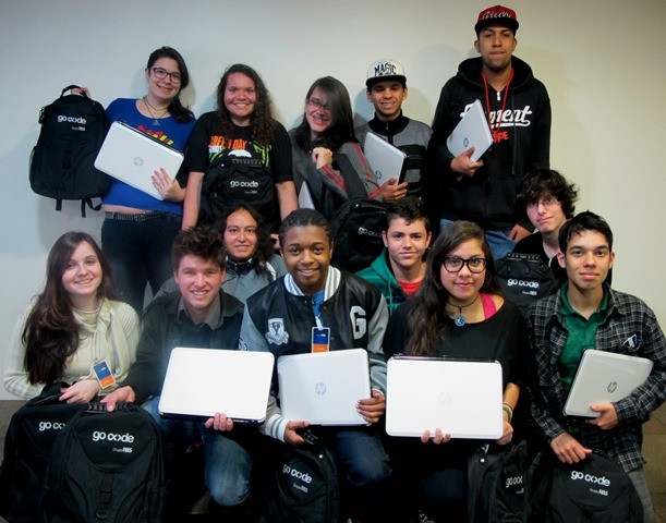 Alunos do Go Code. Foto: divulgação / RBS.