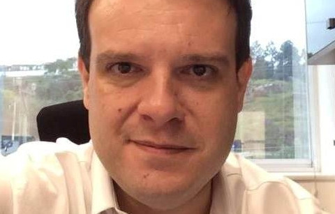Eduardo Souza.