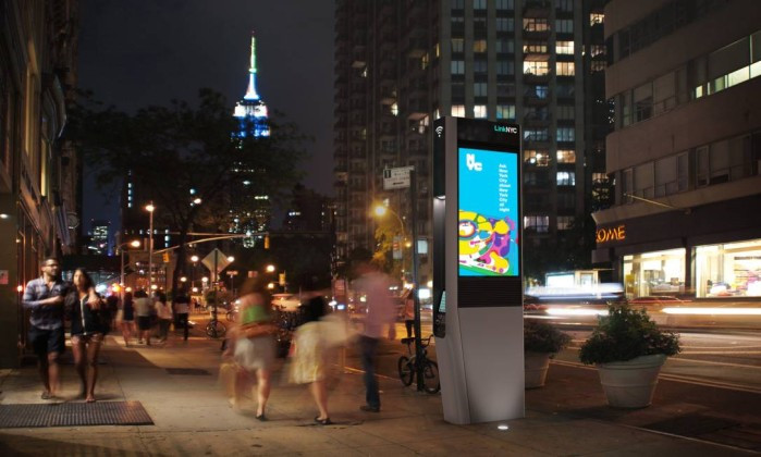 A ideia do LinkNYC é implantar dez mil terminais de internet em NY. Foto: Divulgação.