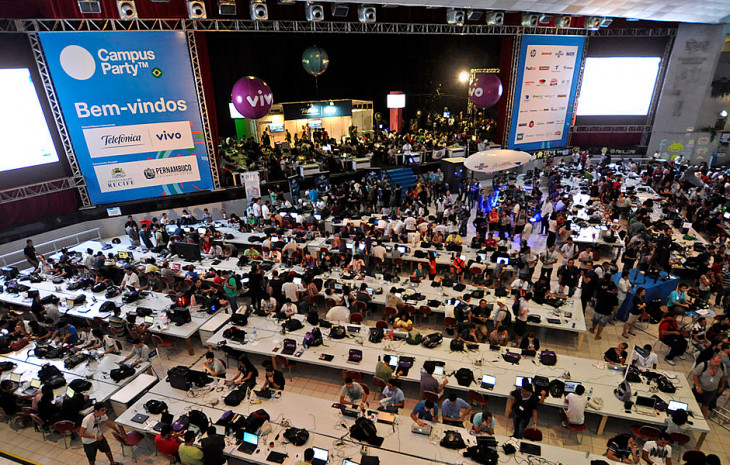 A Campus Party de 2012 aconteceu em Recife. Foto: Divulgação.
