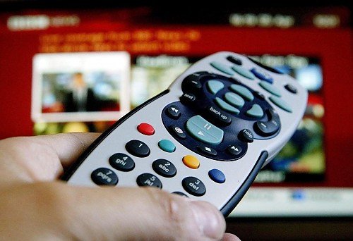 TV por assinatura registra queda. Foto: divulgação.
