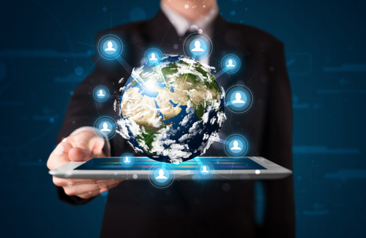 Softex tem programa para empresas de TI interessadas em exportar suas soluções. Foto: ra2studio/Shutterstock.