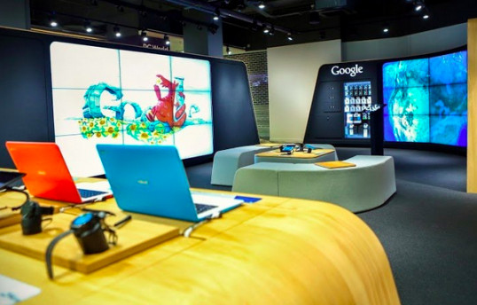 A loja do Google está alojada dentro da Currys PC World, em Londres. Foto: Divulgação.