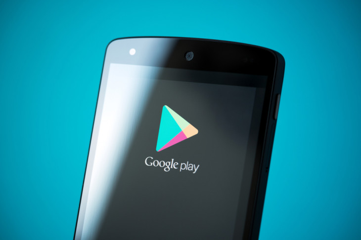 O Google adicionou pessoas ao seu processo de revisão de apps. Foto: Bloomua/Shutterstock.