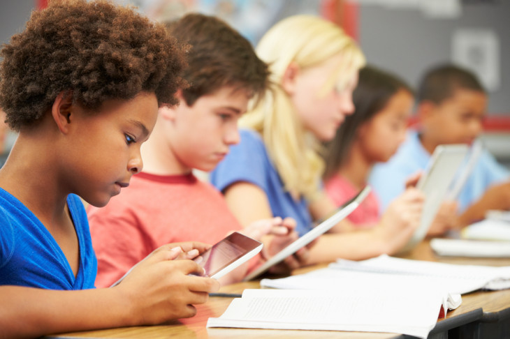 Cerca de 9,5 milhões de tablets foram comercializados em 2014. Foto: Monkey Business Images/Shutterstock.