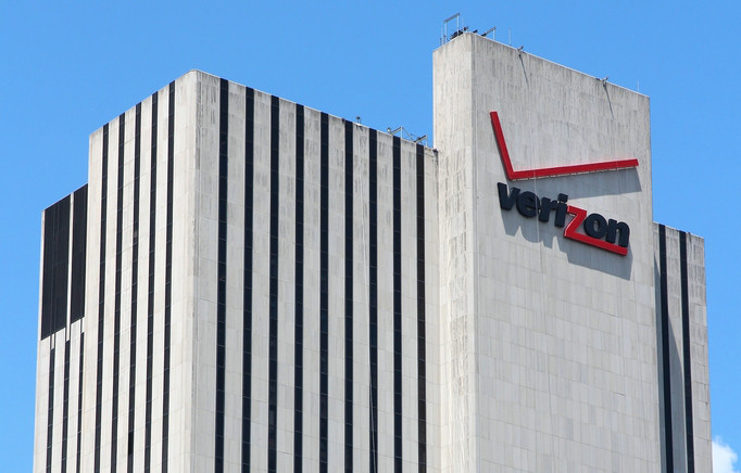 A Verizon fechou um acordo para comprar a AOL por US$ 4,4 bilhões. Foto: Tupungato/Shutterstock.