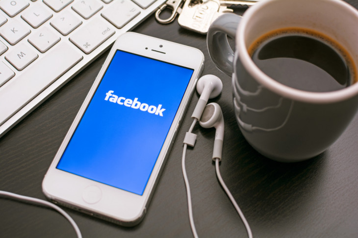 Em breve será possível segmentar a publicidade por faixa salarial no Facebook. Foto: Twin Design/Shutterstock.