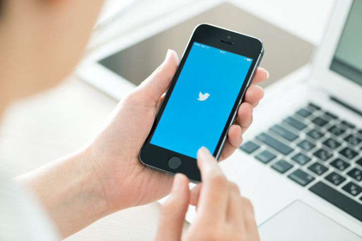 O Twitter divulgou na terça-feira, 7, mudanças em sua plataforma de anúncios. Foto: Bloomua/Shutterstock.