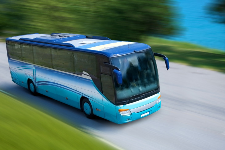 O Decolar.com passou a oferecer pacotes que unem passagem de ônibus e hotel. Foto: Gilles Lougassi /Shutterstock.
