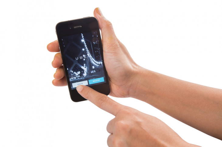 O Uber está no caminho para atingir US$ 10,8 bilhões com corridas. Foto: MAHATHIRMOHDYASIN/Shutterstock.