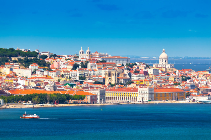 A Copa.Landing.jobs premiará quatro profissionais com uma viagem a Lisboa. Foto: INTERPIXELS/Shutterstock.