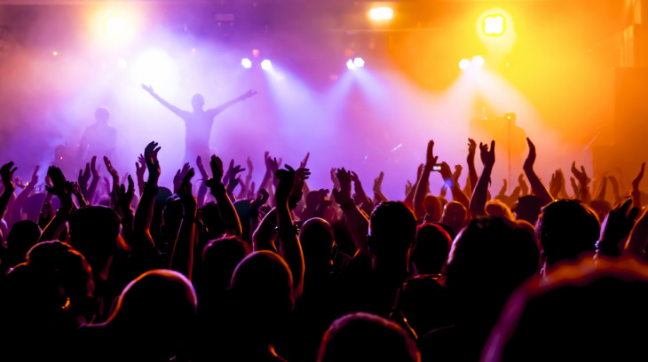 A Ingresso.com vende ingressos de cinema, shows, jogos e eventos culturais. Foto: dwphotos/Shutterstock.