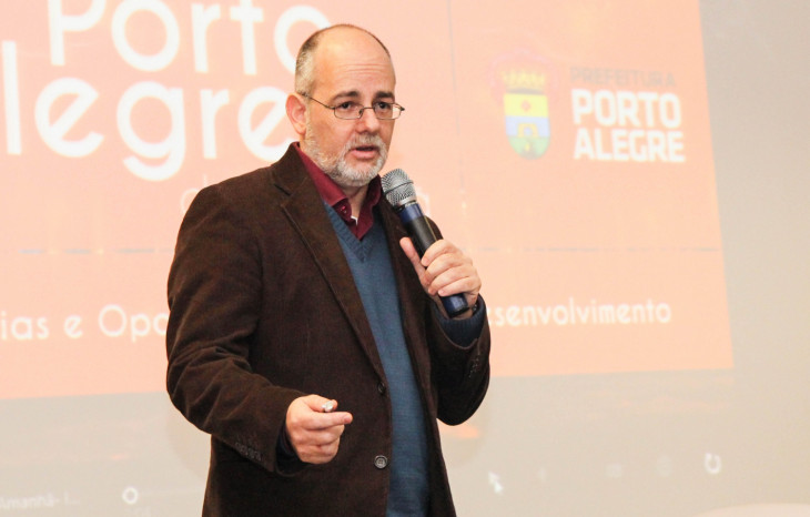 Jorge Tonetto falou em evento da Softsul. Foto: Adriana Marchiori