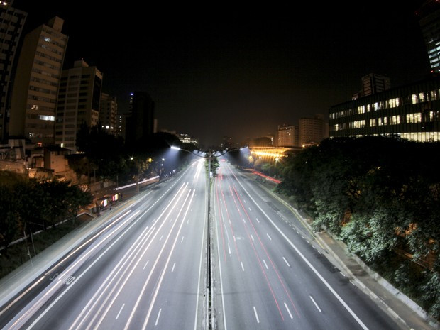 Av. 23 de Maio tem iluminação de LED da Unicoba. Foto: Divulgação/Unicoba.