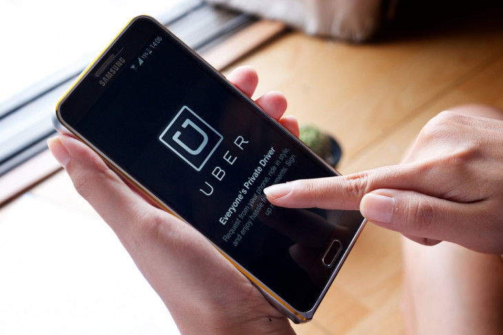 To Uber ou not to Uber. Foto: Prathan Chorruangsak / Shutterstock.com