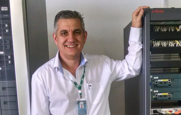 Cláudio Medeiros.