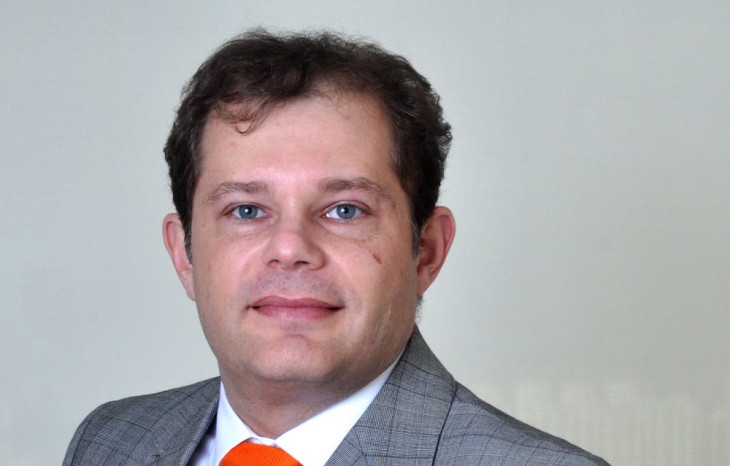 Eduardo Lopes.