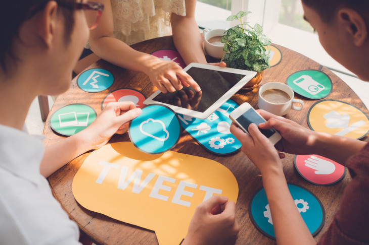 A Sensedia lançou o 99APIs, um hub com informações sobre APIs abertas. Foto: Dragon Images/Shutterstock.