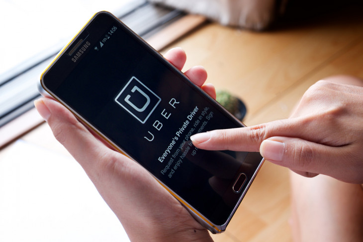 O Uber vai iniciar sua operação em Porto Alegre a partir das 15h. Foto: Prathan Chorruangsak/Shutterstock.