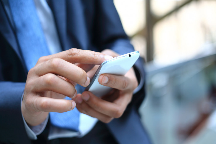 O aplicativo Sigepe mobile foi lançado pelo Mnistério do Planejamento. Foto: TATSIANAMA/Shutterstock.