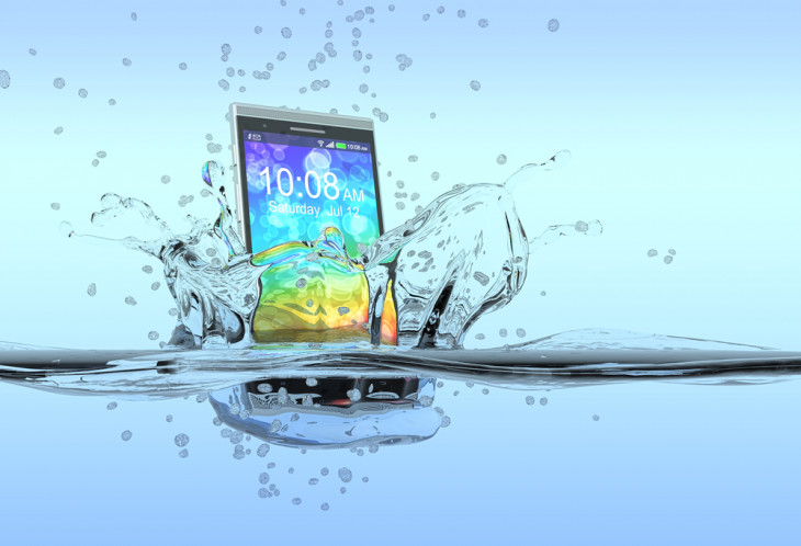 No terceiro trimestre, o mercado de smartphones caiu 25%. Foto: lucadp/Shutterstock.