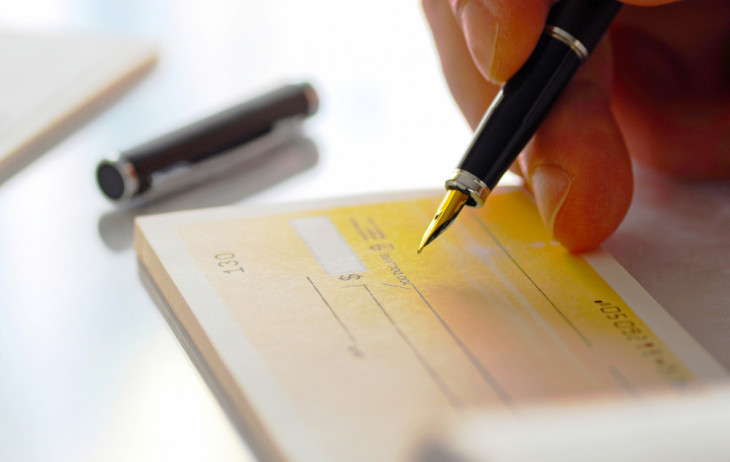 Em 2015 foram devolvidos 2,25% do total de cheques compensados em todo o país. Foto: Icatnews/Shutterstock.