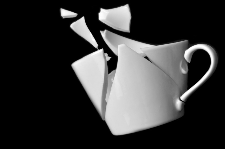 A Oracle publicou um comunicado que anuncia o fim do plugin do Java. Foto: H.C Huang/Shutterstock.