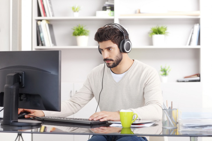 Zak, do Superplayer, será integrado à plataforma Slack. Foto: Gyorgy Barna/Shutterstock.