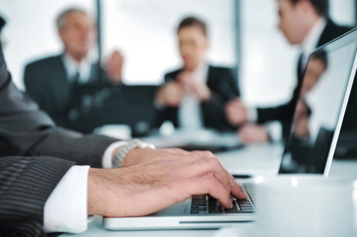 O Concilia Brasil busca facilitar acordos nos processos trabalhistas. Foto: Zurijeta/Shutterstock.
