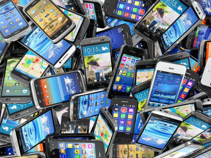 As vendas de smartphones devem crescer 7% em 2016. Foto: Maxx-Studio/Shutterstock.