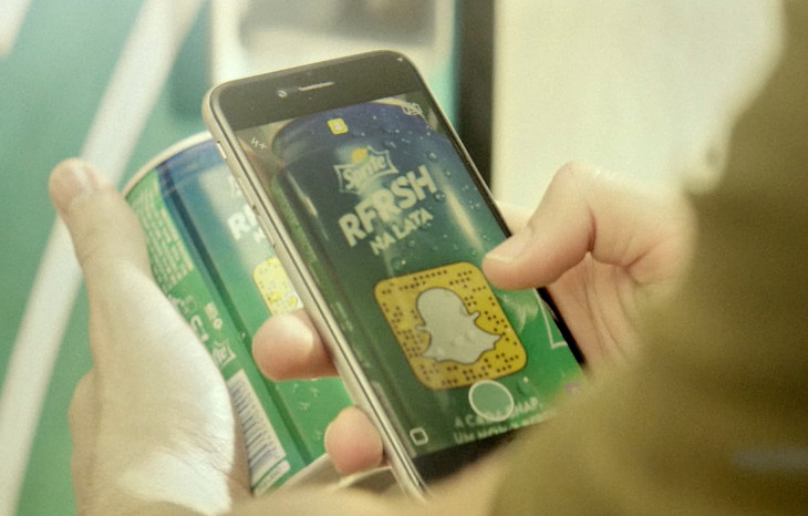 A CI&T criou uma promoção para exibir Snapcodes de consumidores nas latas de Sprite. Foto: Divulgação.