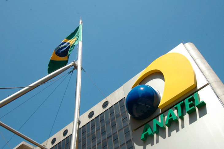 A Anatel passará a vender espectros de frequência através de leilões eletrônicos. Foto: Divulgação.